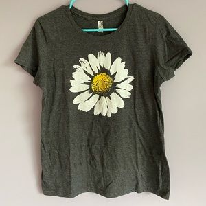 Graphic tee- sunflower